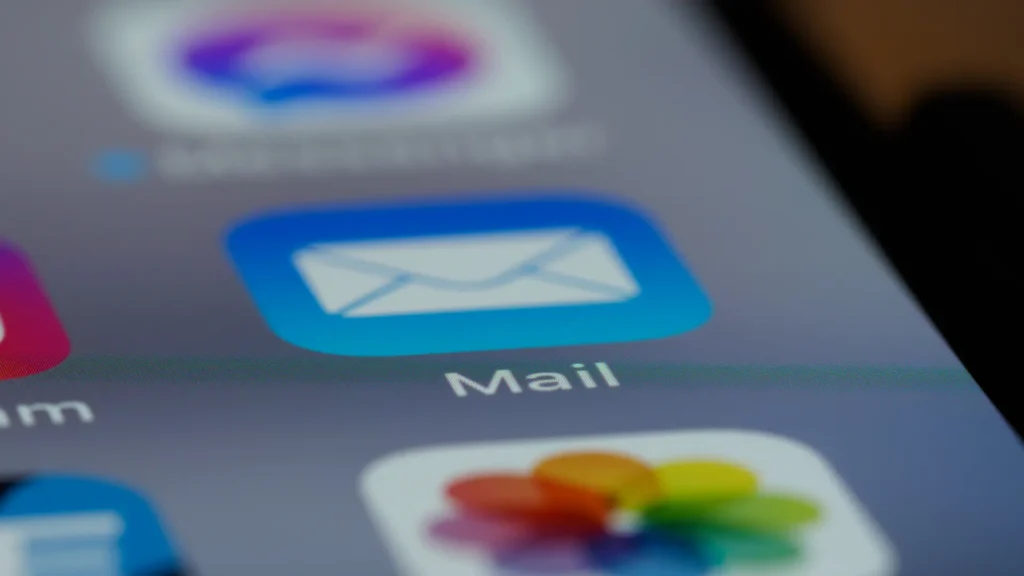 ¿Qué es el email marketing y por qué tu pequeña empresa necesita una base de datos de posibles clientes?